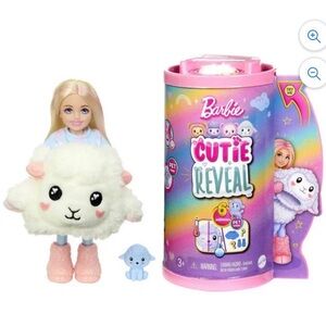 Barbie Cutie Reveal Cozy Cute Tees Series Chelsea Doll & Accessories, Plush Lamb